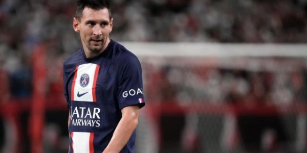 亿万28-西媒：巴萨未与梅西联系 梅西对相关讨论感到不悦