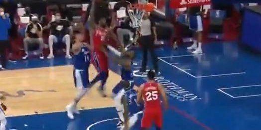 【夜读】中国足球靠颜值扬眉吐气的一天？